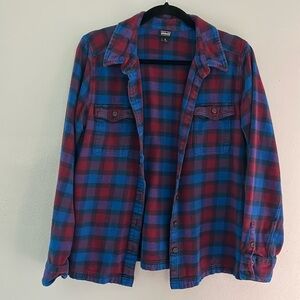 Patagonia red and blue flannel — size 10/M